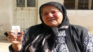 Gözü yaşlı anne bayramda kaybolan oğlunu bekliyor