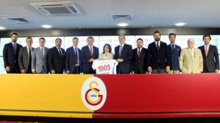GSYİAD, Galatasaray Erkek Voleybol Takımına forma sponsoru oldu