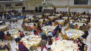 Gurbetçi iş adamından anlamlı davranış: 600 kişi iftar yemeğinde buluştu