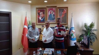 Hassa Belediyesinden ilçedeki okullara kitap desteği