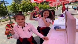 Hemşirelik öğrencileri projelerini festivale çevirdi