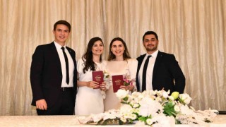 İkiz kardeşlerin çifte mutluluğu