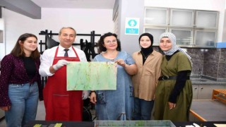 İl Milli Eğitim Müdürü Akbaş, Ebru Sanatı Sergisinin açılışını yaptı