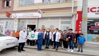 İlkokul öğrencilerinden sağlık çalışanlarına “Maskeden Çiçek”