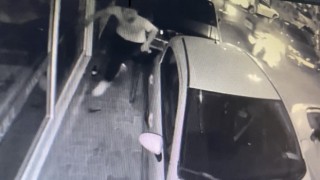 İstanbulda korkunç cinayet kamerada: 22 yaşındaki genç kalbinden vurularak öldürüldü