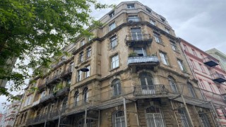 İstanbulun ilk apartmanlarından 113 yıllık ‘Valpreda tarihe direniyor