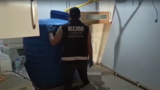 İzmirde sahte etil alkol baskını: 10 bin litreyi aşkın ele geçirildi
