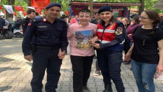 Jandarma ekipleri özel öğrencilerle birlikte eğlendi