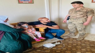 Jandarma, küçük Zühreye nefes oldu