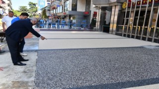 Kahramanmaraş Caddesinde son rötuşlar yapılıyor