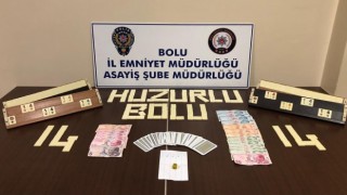 Kahvehanede kumar oynarken huzur uygulamasında yakalandılar