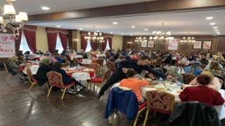 Karsta muhtar mahalleli kadınlarla buluştu