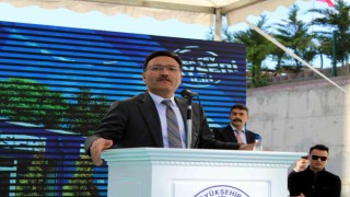 Kayseri Valisi Çiçek: 3 gündür belediyelerin yaptığı yatırımların büyüsü altındayım