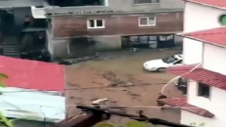 Kayseride aşırı yağış sel ve heyelana neden oldu
