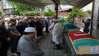 Kazada hayatını kaybeden anne ile oğlu son yolculuğuna uğurlandı