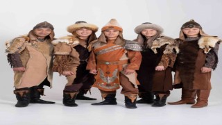Kazakistanlı müzik topluluğu Turan Ethno Folk Band Toroslarda