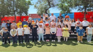 Keçiören Belediyesince atık pil toplayan okullar ödüllendirildi