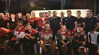 Kepezde otizmli bireylere özel ‘Asker kına gecesi