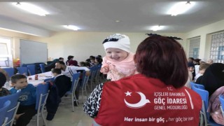 Kırklarelinde savaş mağdurlarıyla bayramlaşma