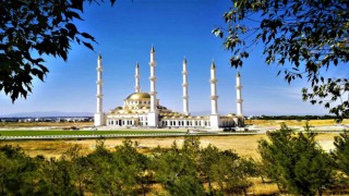 KKTCnin en büyük camiinde sona yaklaşılıyor