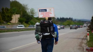 Kocaeli Büyükşehir Belediyesini protesto için Ankaraya yürüyor