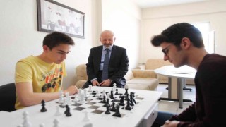 Kocasinanda ilkokullar arası ödüllü satranç takım turnuvası başlıyor