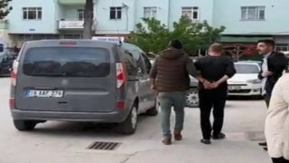 Kocasının boğarak öldürmek istediği kadını ekipler kurtardı