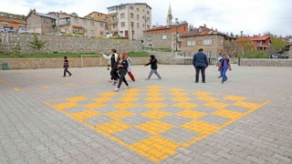 Konya Büyükşehir 278 okulda oyun alanları oluşturdu