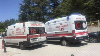 Konyada iki otomobil çarpıştı: 3 yaralı