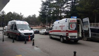 Konyada iki otomobil çarpıştı: 6 yaralı