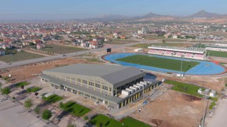 Konyada olimpik yüzme havuzu ve atletizm pisti İslami Dayanışma Oyunlarına hazır