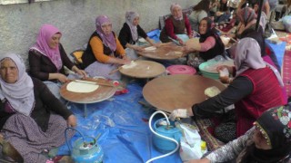 Köylerindeki okul için gözleme yaptılar