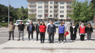 Kulada 19 Mayıs kutlamaları çelenk sunumu ile başladı