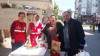 Kuşadasında İyilik Sensiz Olmaz kampanyası yoğun ilgi gördü