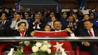 Kütahyada 19 Mayıs törenlerine damga vuran fotoğraf