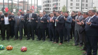 Kütahyada yapımı tamamlanan 6 halı saha hizmete sunuldu