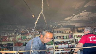 Mardinde market yandı