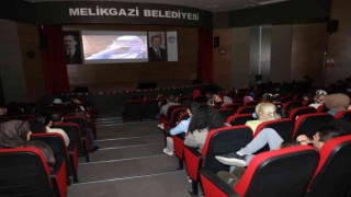 Melikgazide çocuk filmi günleri devam ediyor