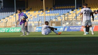 Menemenspor, 2. Lige düştü; futbolcular üzüntü yaşadı