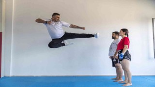 Mersin Büyükşehir Belediyesinden ücretsiz kick boks ve muaythai kursu