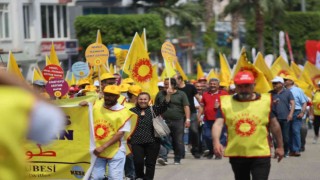Mersinde 1 Mayıs coşkusu