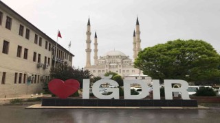 Meteoroloji uyarmıştı, Iğdırda sağanak yağış etkili oluyor