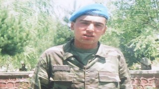 MHP Efeler İlçe Teşkilatı, şehit annesi Yıldırımın gönlünü aldı