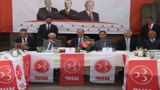 MHP heyeti Diyarbakırda terörle mücadelede kararlılık mesajı verdi