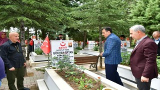 Milletvekili Tüfenkci ile Başkan Çınardan şehitlik ziyareti