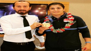 Milli boksörlerden tarihi başarı