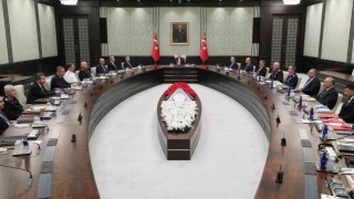Milli Güvenlik Kurulu (MGK), Cumhurbaşkanı Recep Tayyip Erdoğan başkanlığında Cumhurbaşkanlığı Külliyesinde toplandı.