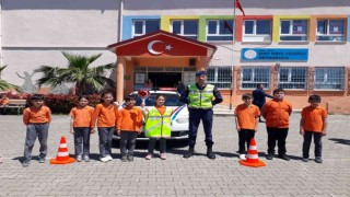 Minik öğrencilere trafik eğitimi verildi