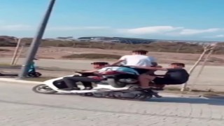 Motosiklet üzerinde ki motosikletli ile ölüme meydan okudular