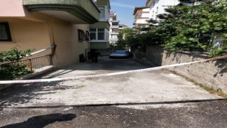 Muhsin Yazıcıoğlunun bir dönem yakın korumalığını yapan Yıldız, kendi aracının altında kalarak hayatını kaybetti
